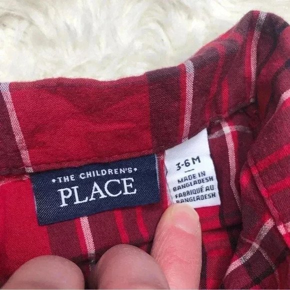 The Children’s Place Onesie Red/Black/White Plaid collared Buttoned 3-6 Months - Picture 9 of 16